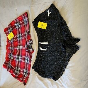 2 Pair of Women's Victoria's Secret Pink Shorts Size M